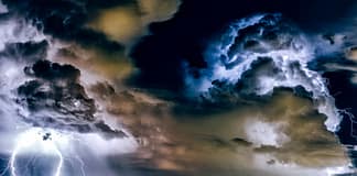 Mikrowellen-Datenassimilation verbessert Vorhersage von Hurrikan-Intensität und Niederschlägen