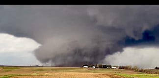 Das neue Normal? – Die Zunahme starker Tornados in den USA und was das für uns bedeutet Tornado_USA_ScreenX